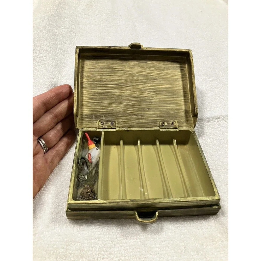 Home Trends Great Outdoors Fishing Lure Soap Dish Bathroom Decor